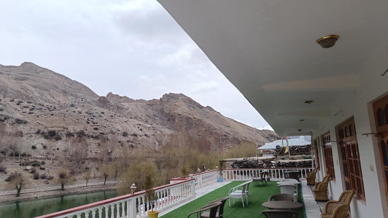 Hotel Lake View Nako Exterior foto